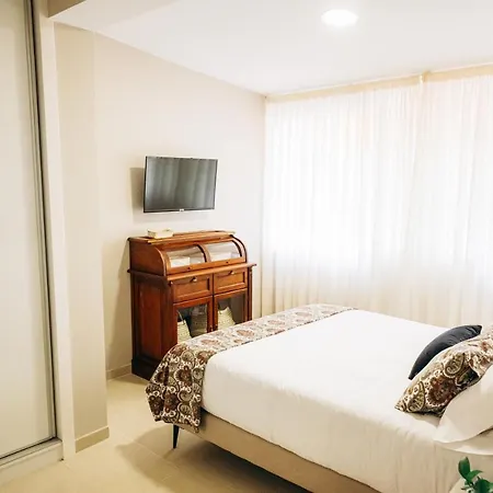 Club By Grupo Compostelana 6